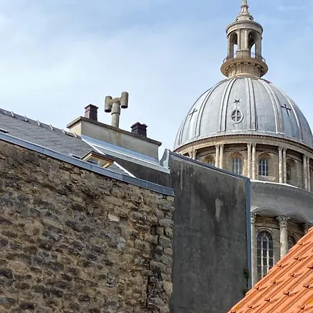 Au Coeur De La Vieille *
